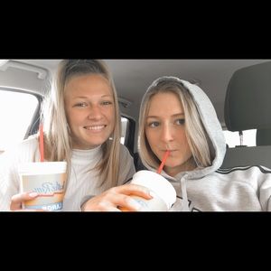 Meet your Posher, Natalie